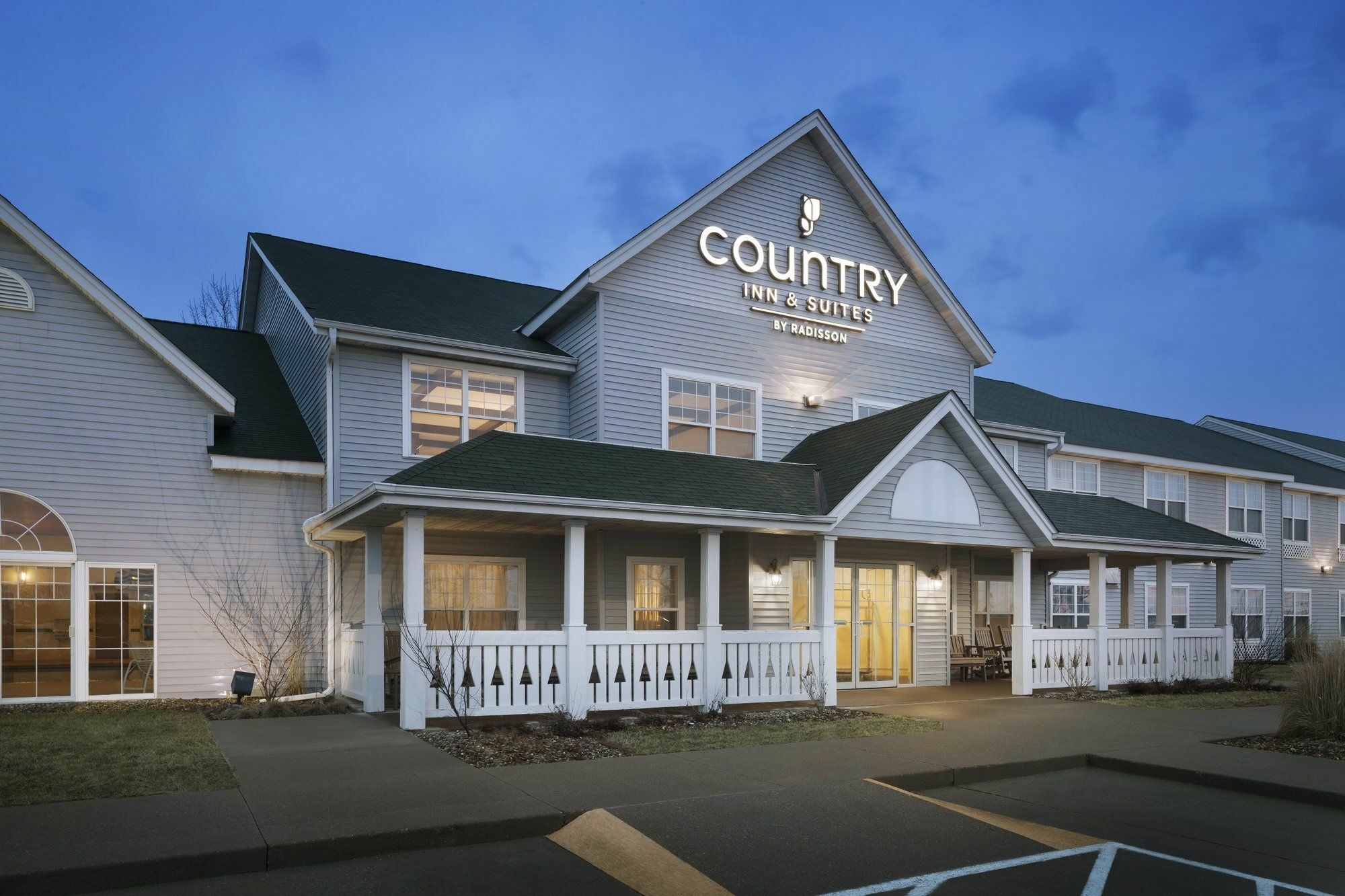 Country Inn & Suites By Radisson, Grinnell, Ia Exterior photo